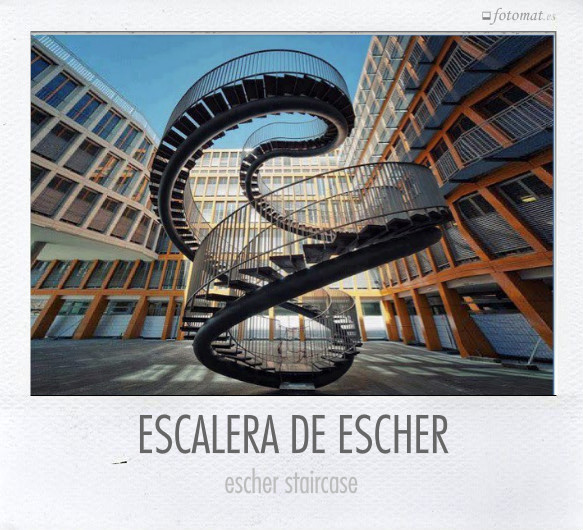 ESCALERA DE ESCHER